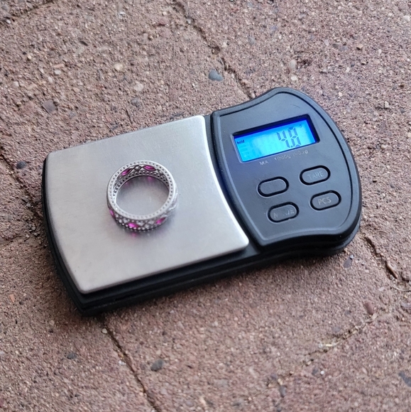 Gorgeous and elegant 925 sterling silver marquise rubies and round CZ diamonds w - Picture 15 of 16